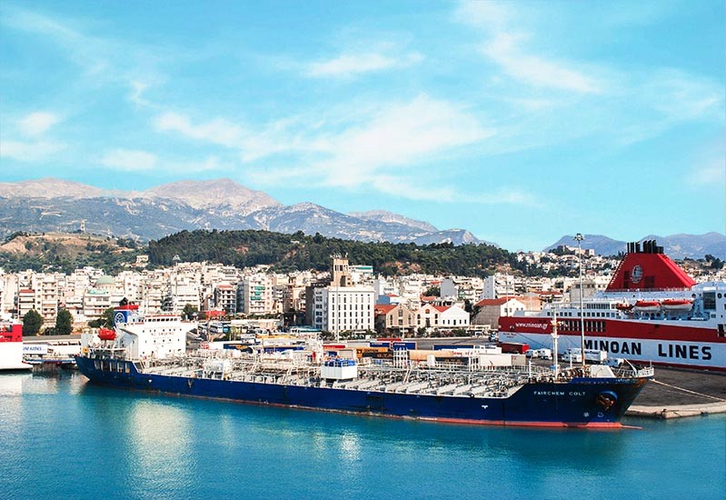 Το λιμάνι της Πάτρας Το λιμάνι της Πάτρας