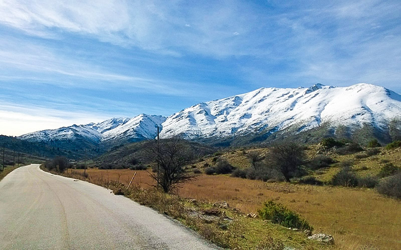 Το όρος Ζήρεια χιονισμένο Το όρος Ζήρεια χιονισμένο